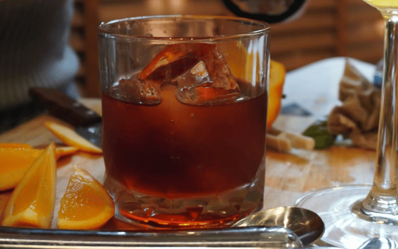 LIQUEUR
